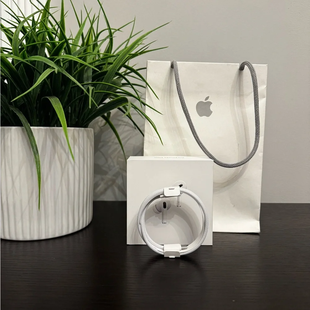 Apple AirPods Pro 2nd gen